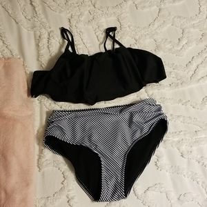 High waisted ruffle bikini
